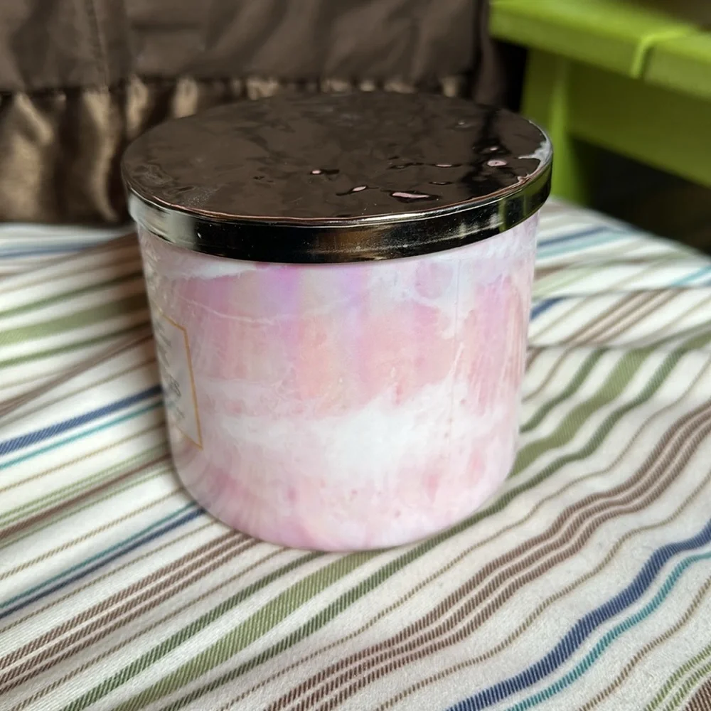 White Barn Pink Shores 3 Wick Candle